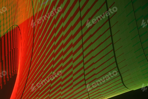 Preview: Large display featuring a pattern of green and red lights radiating outward along distinct lines