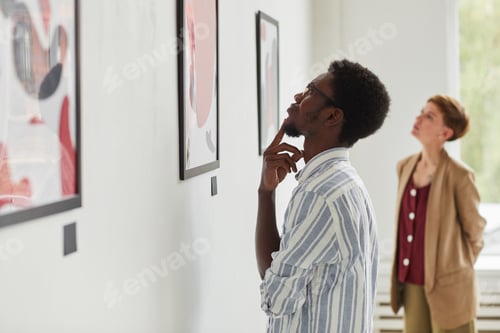 Preview: People Looking at Modern Art