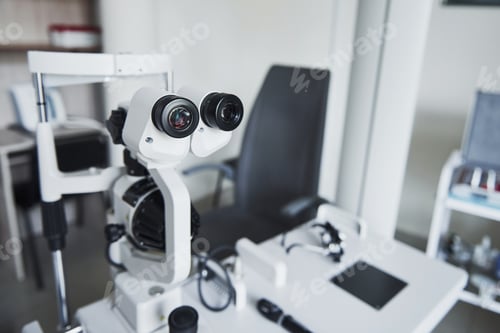 Preview: Optical equipment in the doctor office. Camera focused on the lenses