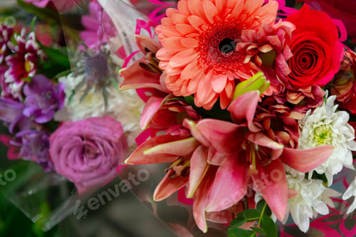 Preview: Flower bouquets on sale in a supermarket