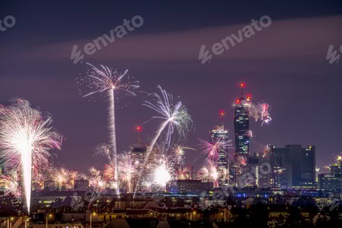 Visualização: Celebração de Ano Novo com fogos de artifício