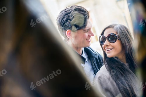 Preview: Young couple window shopping