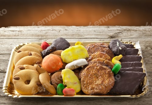 Preview: Mix of pastries and cookies