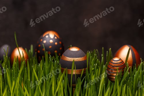 Preview: Black and gold eggs