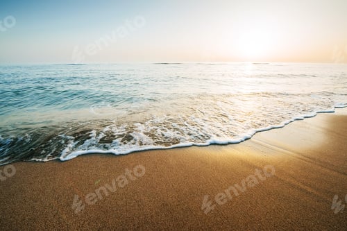 Preview: Fantastic sunset on the beach. beautiful landscape