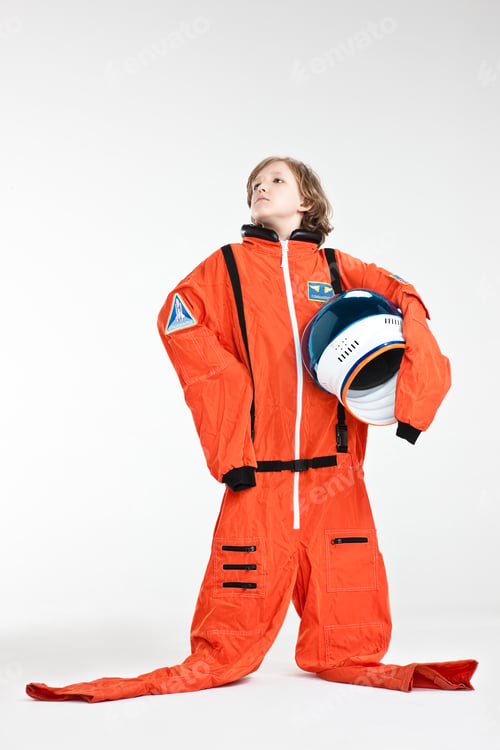 Preview: Boy dressed up as astronaut