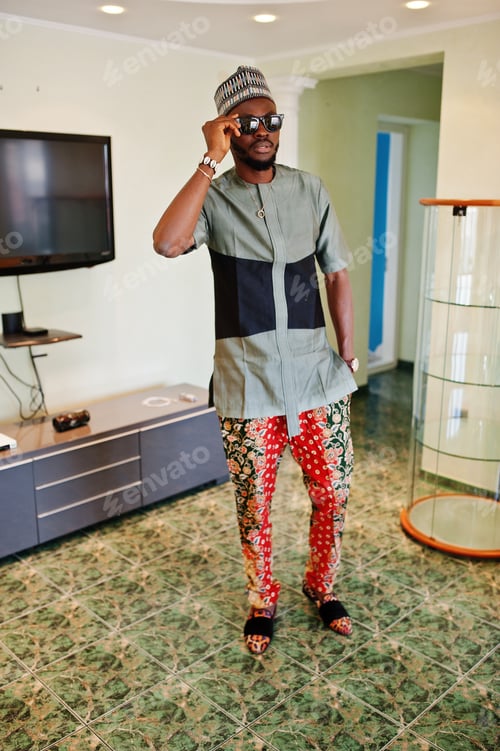 Preview: Portrait of stylish black african american man
