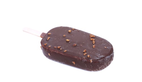 Preview: Chocolate ice cream with nuts.