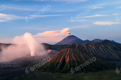 Preview: Gunung Bromo at dawn