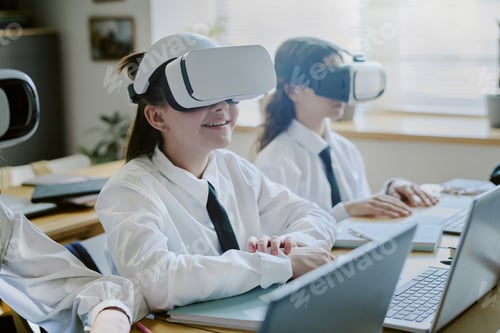 Preview: Students Engaging in Virtual Reality for Learning