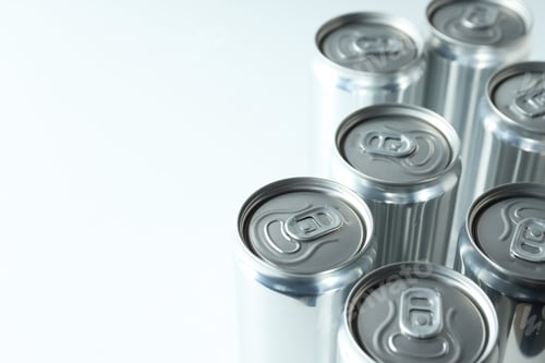 Preview: Concept of drink, blank cans, space for text