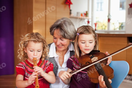 Preview: grandma teaching grandchildren music