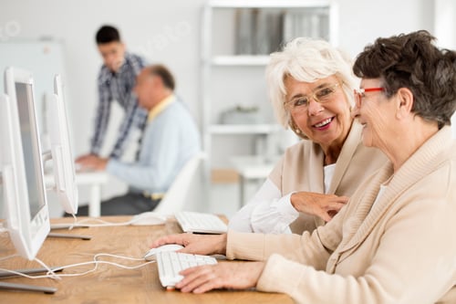 Preview: Senior ladies during IT classes