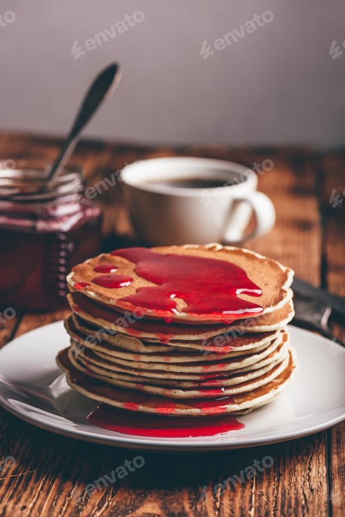 Preview: Stack of pancakes with berry jam
