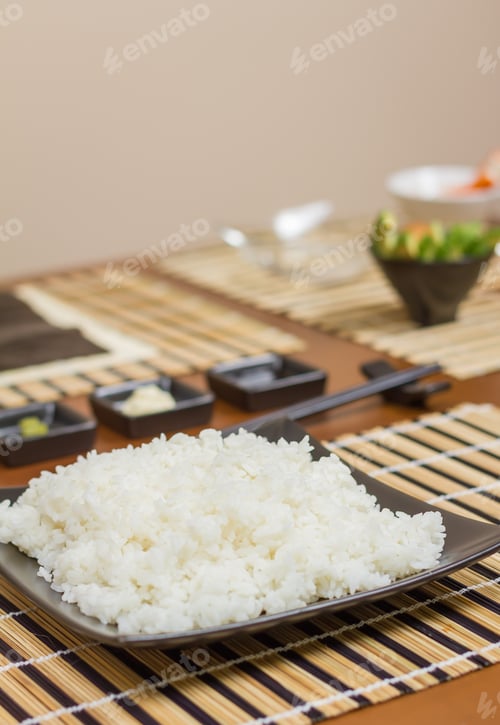 Preview: Nori seaweed sheet ready to make sushi