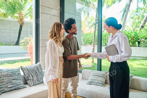 Preview: Young real estate agent and a couple