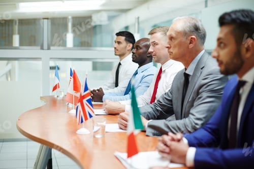 Preview: Colleagues at forum