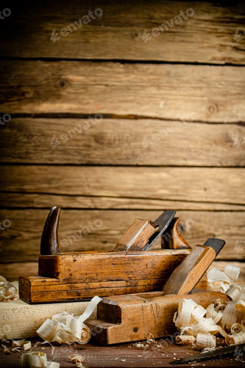 Preview: Working tool. Planer with wooden shavings.