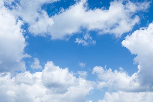 Vorschau: Himmelswolken. Blauer Himmel und weißer Wolkenhintergrund