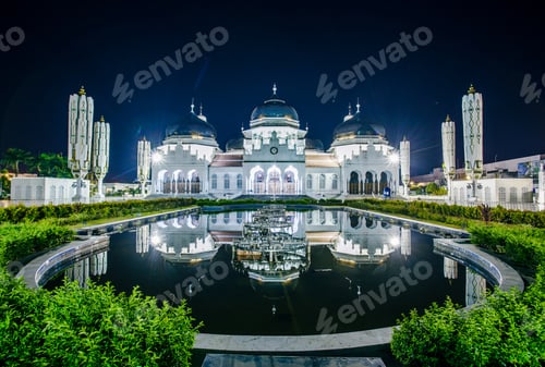 Preview: Baiturrahman Grand Mosque Banda Aceh at night