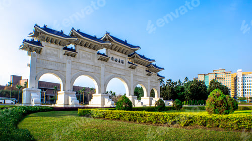 Preview: Beautiful entrance gate to the monument Chiang Kai Shek memorial hall in Taipei.