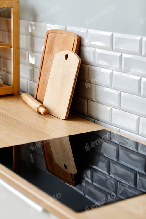 Preview: Minimal Kitchen with Glass Stovetop