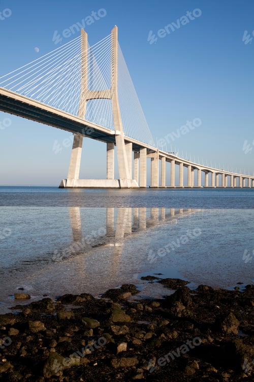 Preview: Vasco da Gama bridge in Lisbon
