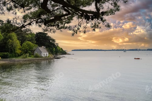 Preview: Brittany, view of the Morbihan gulf, Ile aux Moines