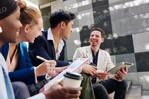 Preview: Joyful business team