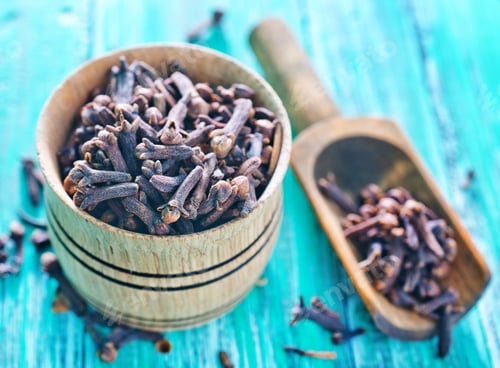 Preview: cloves
