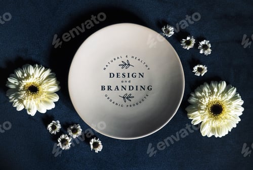 Preview: Flowers on a table