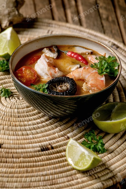 Preview: Thai soup tom yum