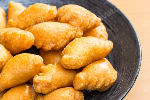 Preview: Traditional Chinese Fried Pastry dumpling for Lunar New Year Celebration
