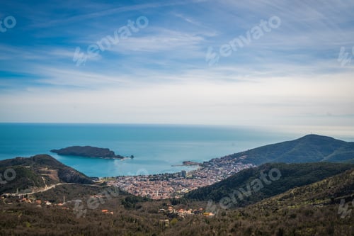 Preview: Panorama of the popular summer resort town Budva