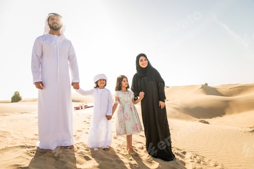 Preview: Arabian family in the desert