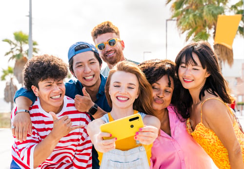 Preview: Group of young best friends bonding outdoors
