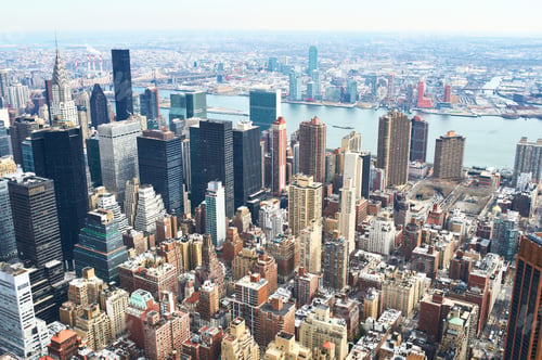 Preview: Cityscape view of Manhattan from Empire State Building
