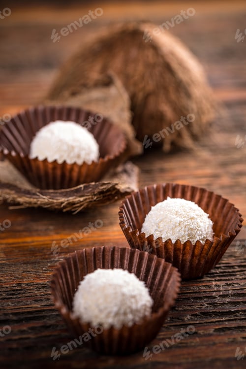 Preview: White chocolate coconut pralines