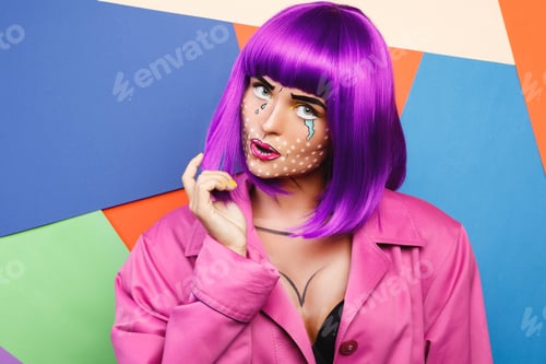 Preview: Model in creative image with pop art makeup