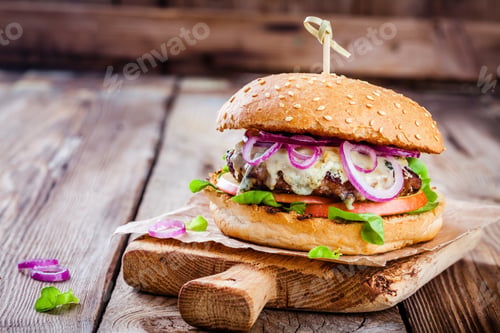 Preview: homemade burger with beef cutlet, apple, lettuce, onion and blue cheese