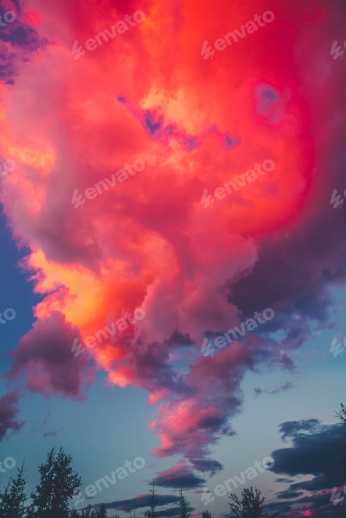 Preview: Dramatic sunset Pink sky background with clouds