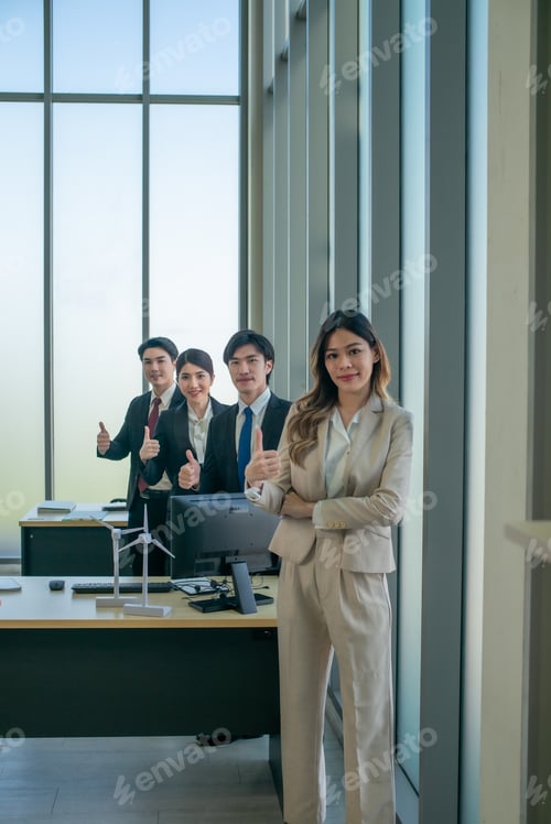 Preview: Confident Business Team
