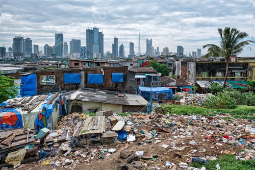 Preview: View of Mumbai skyline over slums in Bandra suburb