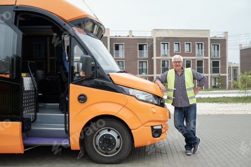 Preview: Bus Driver Waiting For Passengers