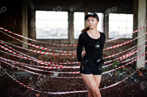 Preview: Sexy FBI female agent at abadoned place.