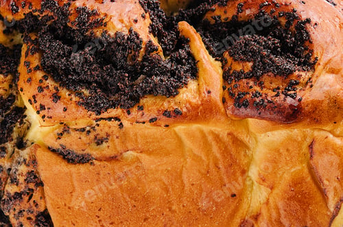 Preview: Sweet swirl homemade bread with poppy seeds