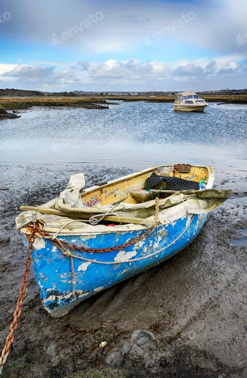Preview: Old Boat Moored in Poole Harbour