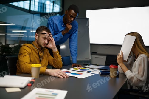 Preview: Team of tired managers, group brainstorming