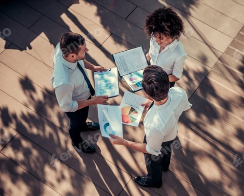 Preview: Business people working