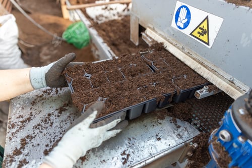 Preview: Automatic soil distributor